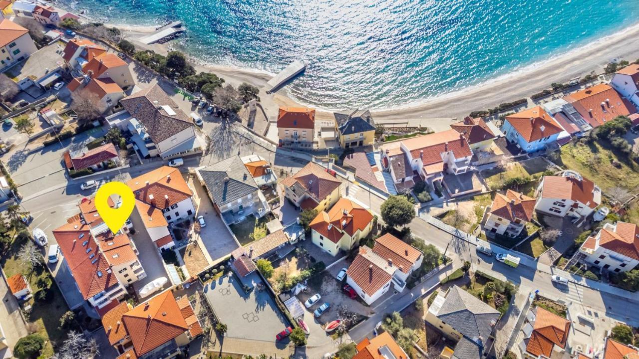 Apartments Happy Stay Center Baska Kültér fotó